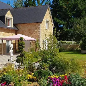 Les Centauris , Pléguien France