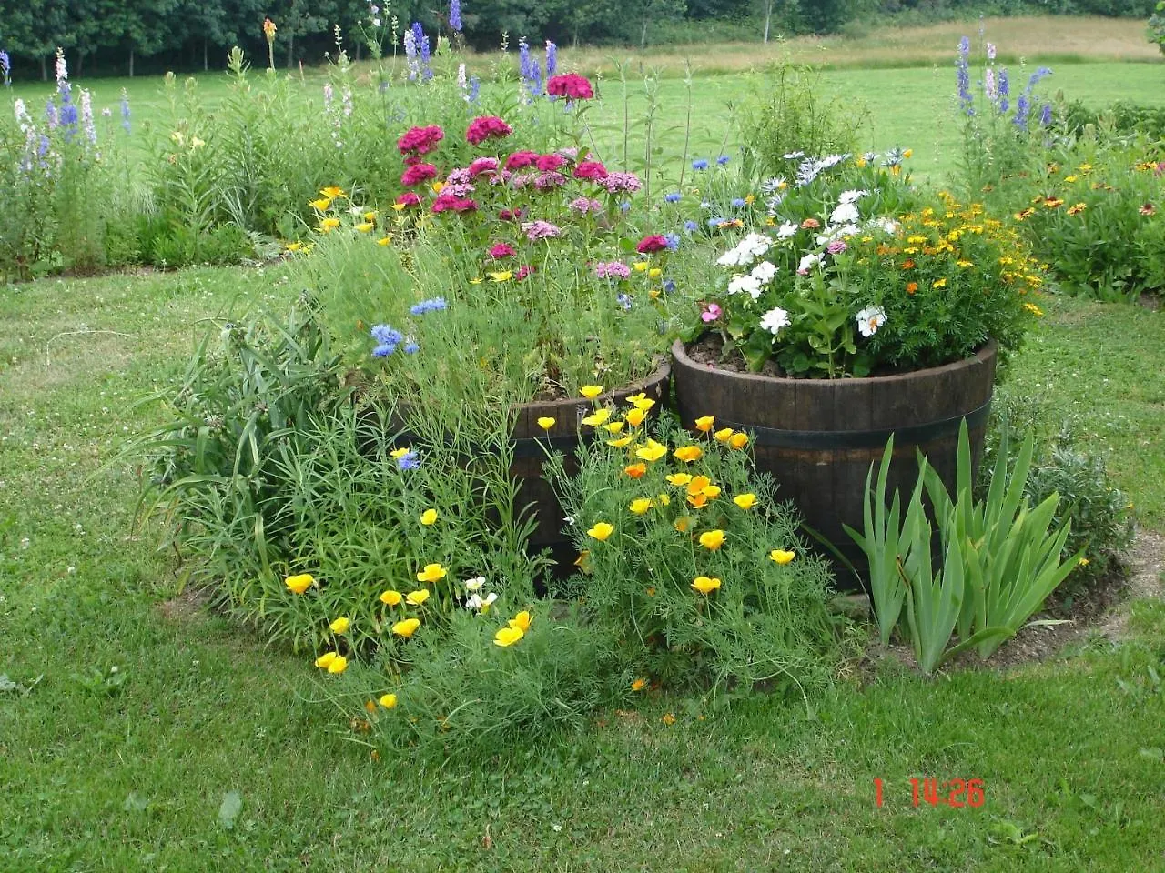 La Croisee Des Fleurs Lapte 0*,  France